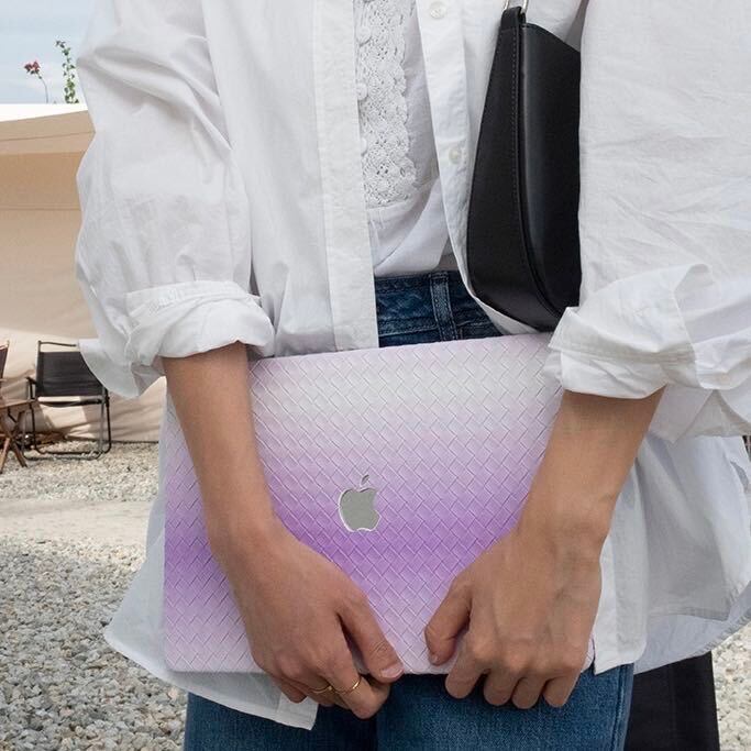 Fade White & Purple Weave MacBook Cover ホワイトパープルグラデーション編みMacBookカバー R01307