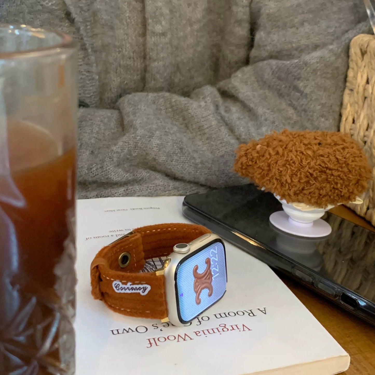 Fluffy Vintage Style Apple Watch Band モコモコビンテージ風AppleWatchバンド R02062