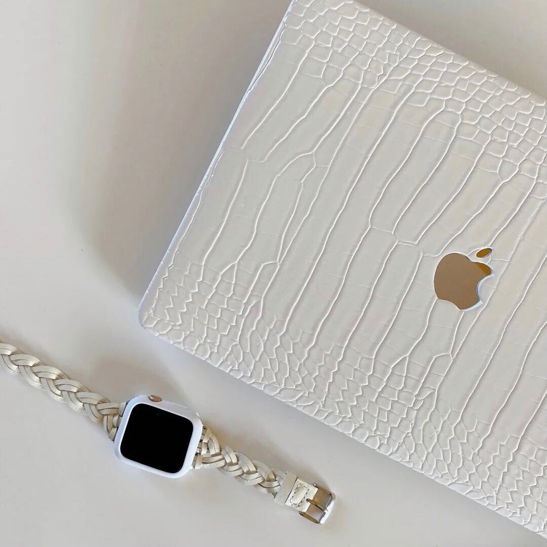 White Leather pattern Macbook ホワイトレザーMacBookカバー MC0026