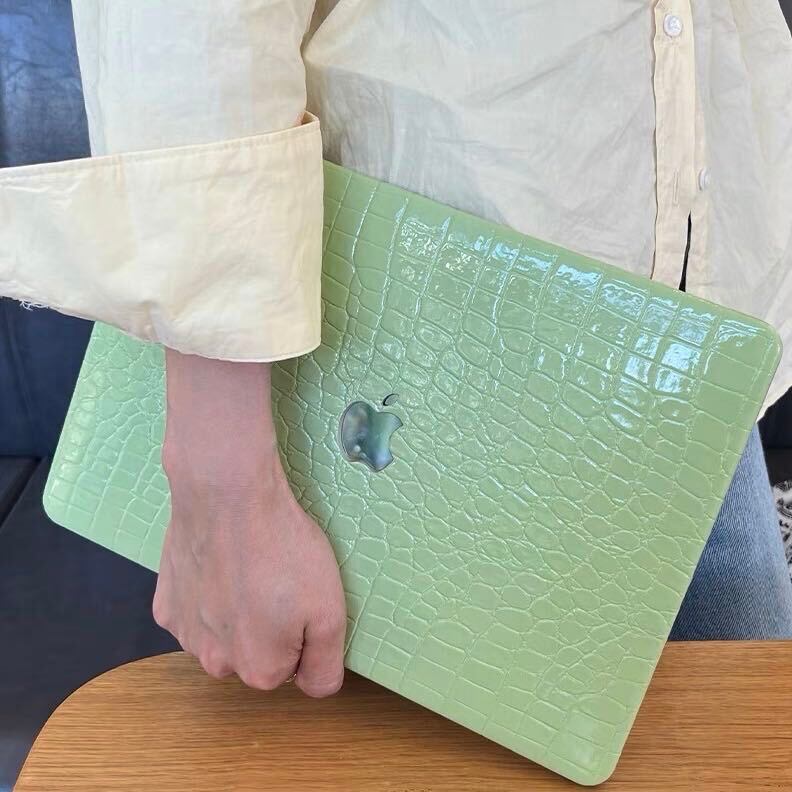 Green Leather MacBook Cover グリーンレザーMacBookカバー R01305
