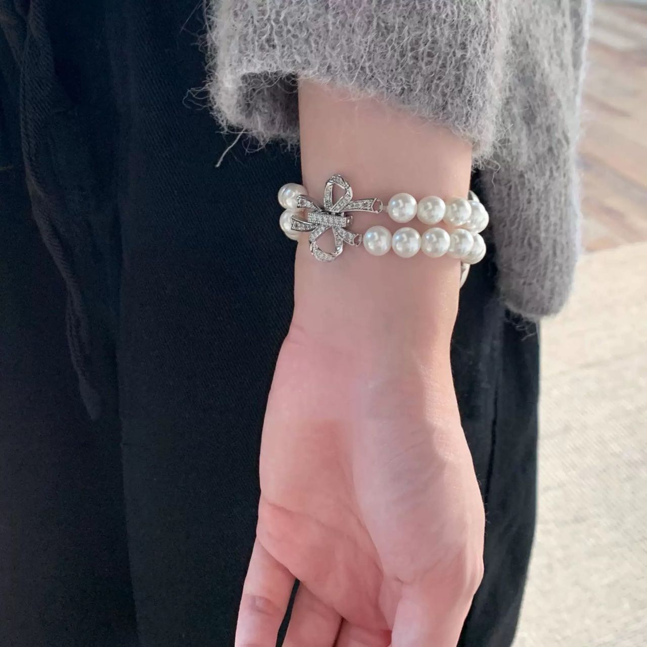 Ribbon and Pearl Apple Watch Band リボンとパールAppleWatchバンド R02043