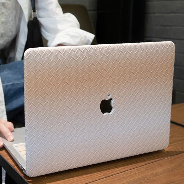 Fade White & Orange Weave MacBook Cover ホワイトオレンジグラデーション編みMacBookカバー R01308