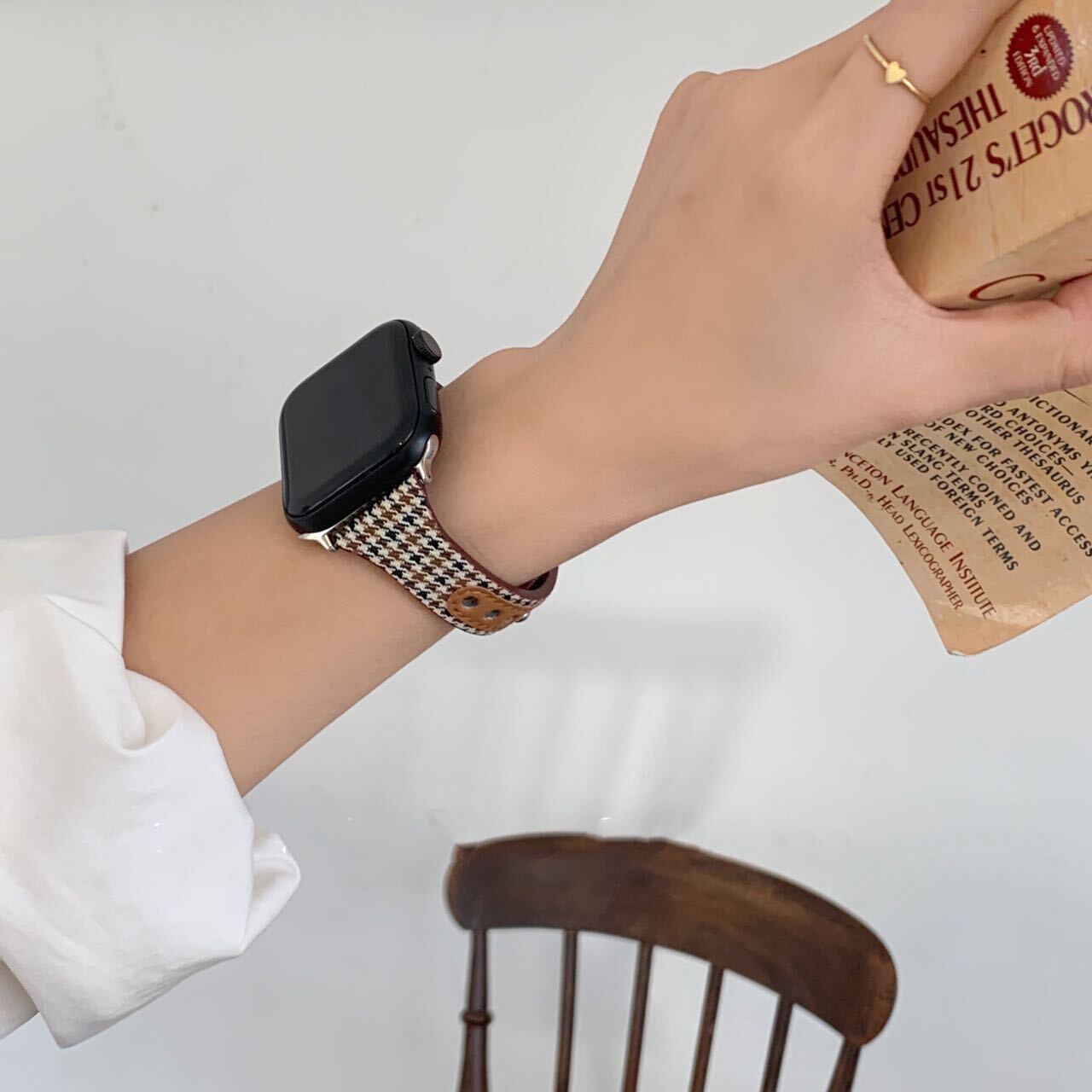 Skinny Brown Plover pattern Apple Watch Band スキニーブラウン千鳥柄Apple Watchバンド R01262