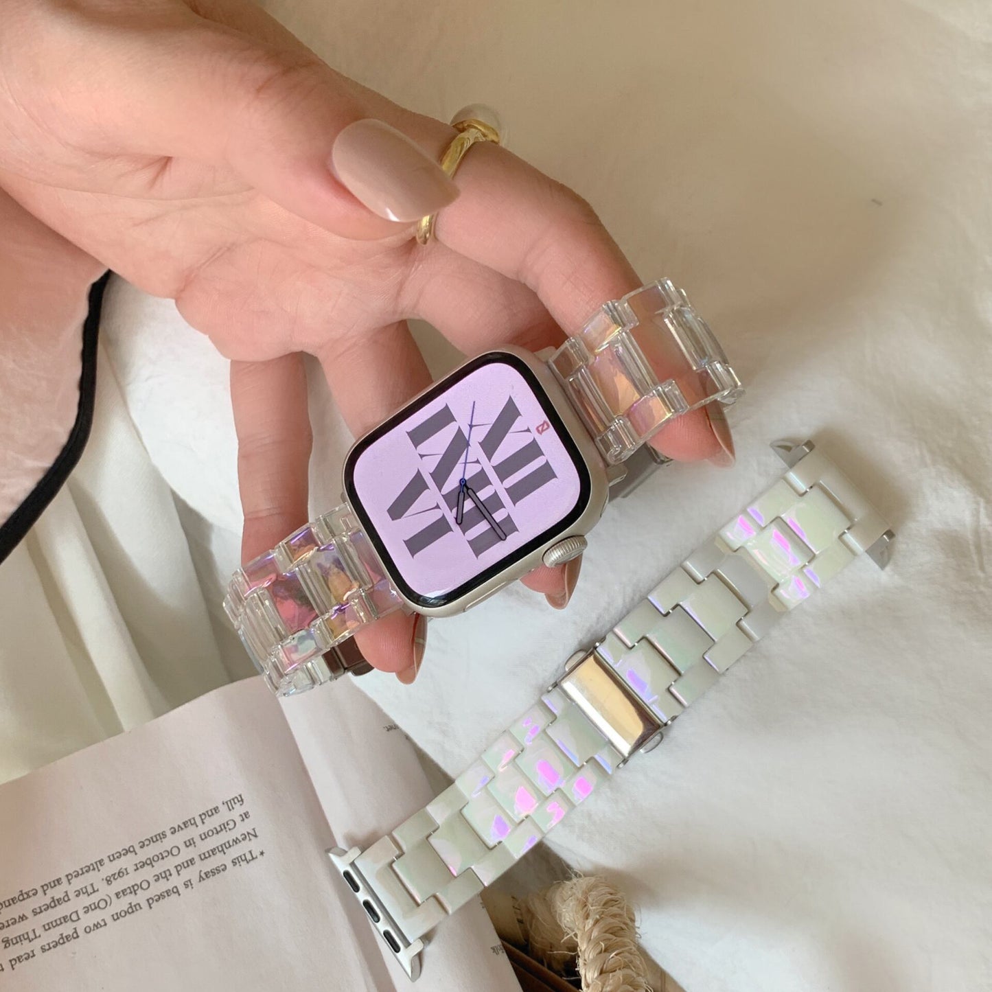 Clear Aurora & White Apple Watch Band クリアオーロラ&ホワイトApple Watchバンド R01369