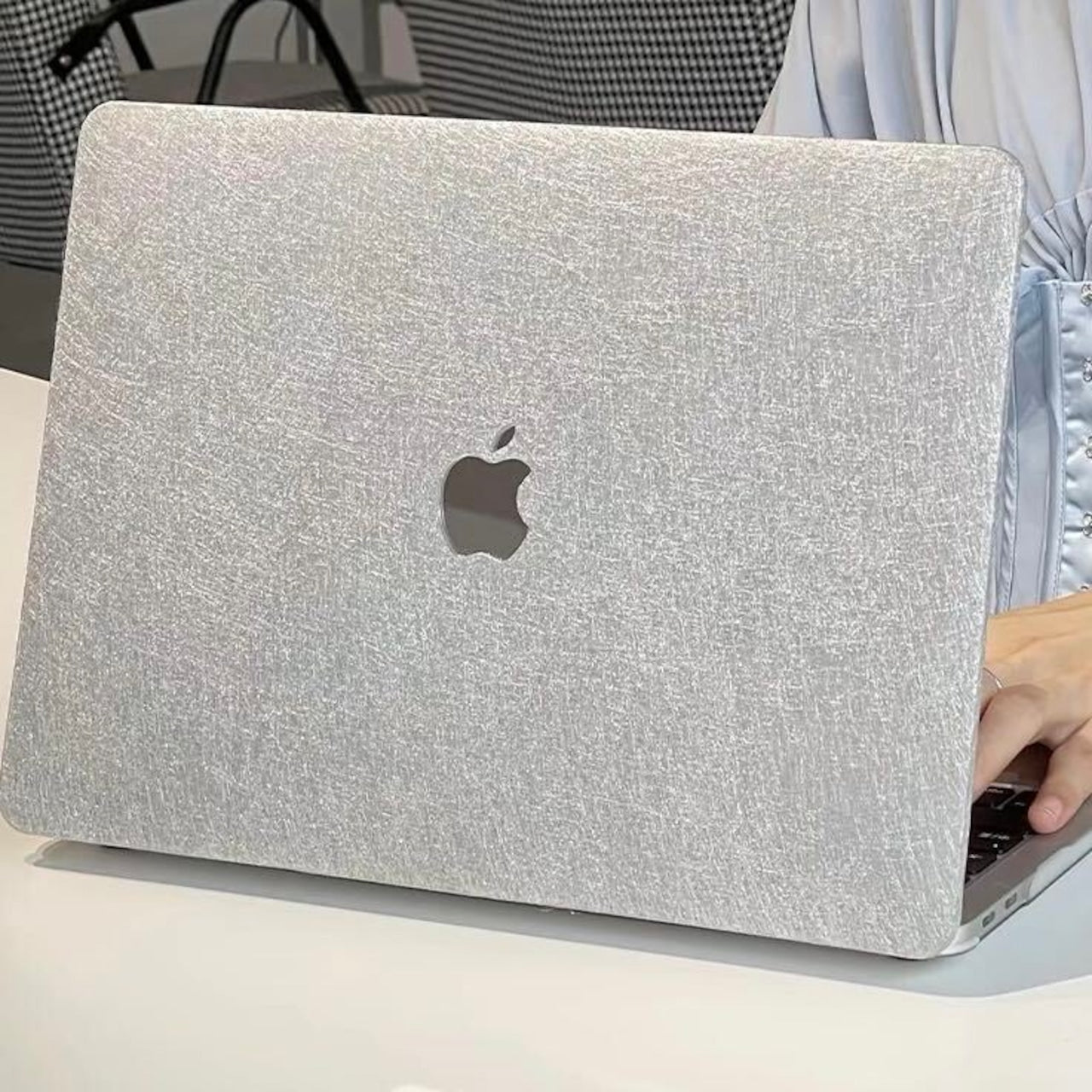 Silver Silk Pattern MacBook Cover シルバーシルク柄MacBookカバー R01448