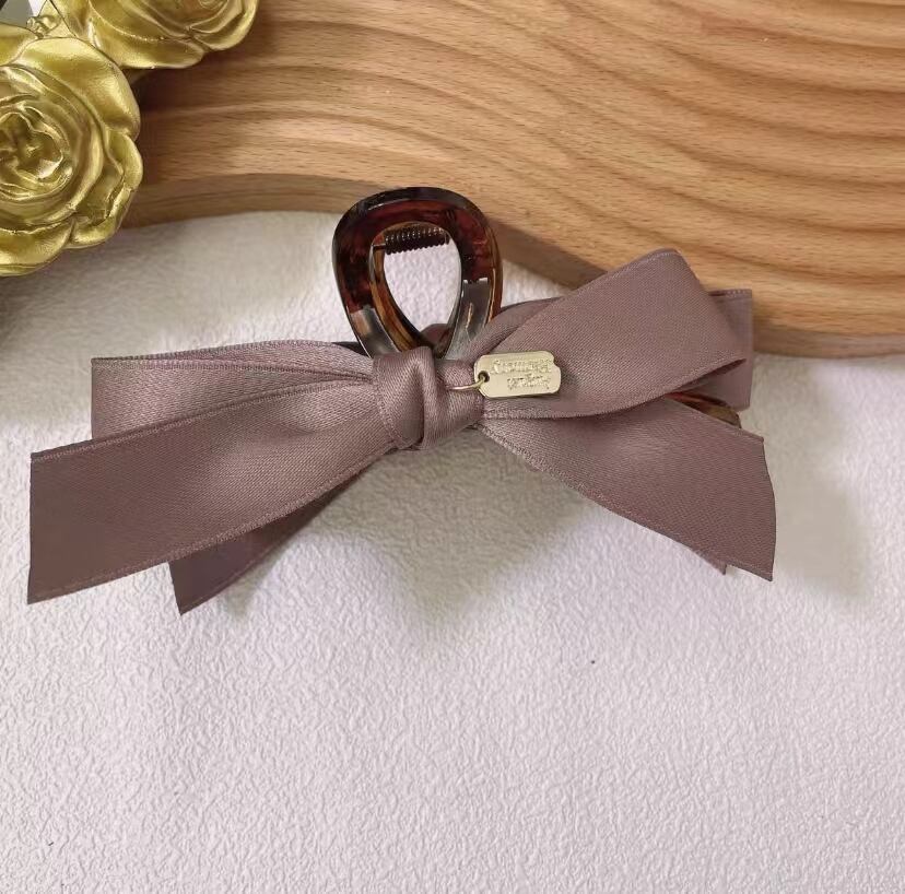 Ribbon Hair Clip R01155