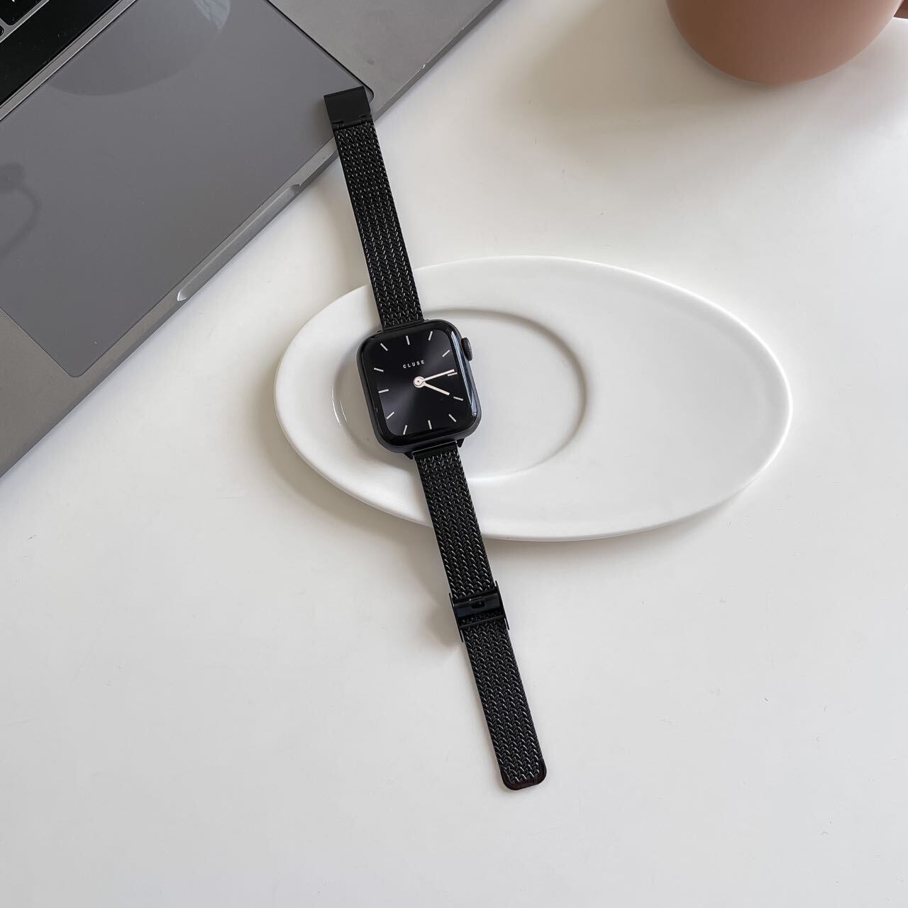Simple Skinny Apple Watch Band R01167