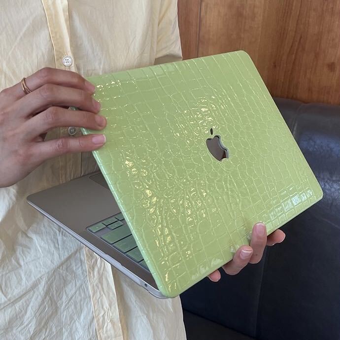 Green Leather MacBook Cover グリーンレザーMacBookカバー R01305