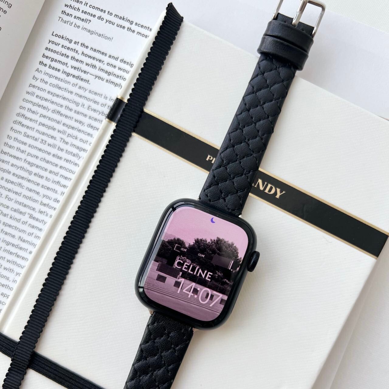 Simple Skinny Diamond lattice Apple Watch Belt R01202