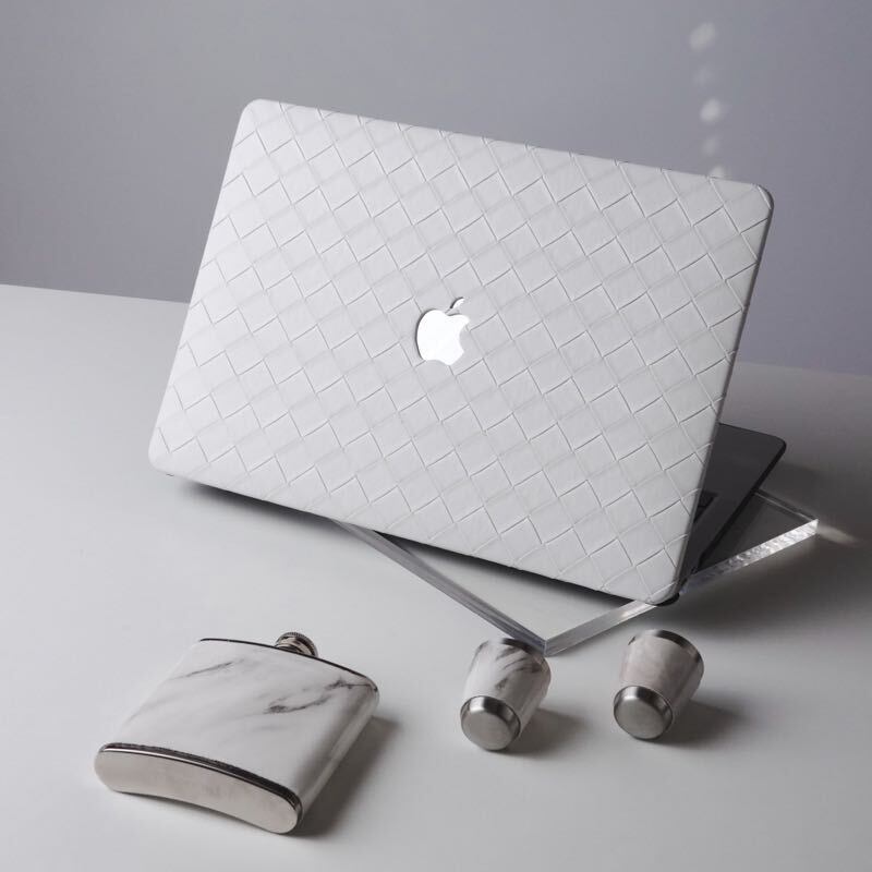 White Weave MacBook Cover ホワイト編みMacBookカバー R01240