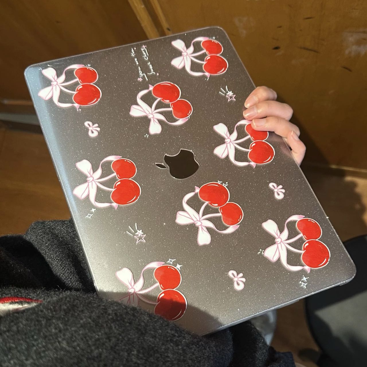 Cherry Ribbon MacBook Cover チェリーリボンMacBookカバー R02026