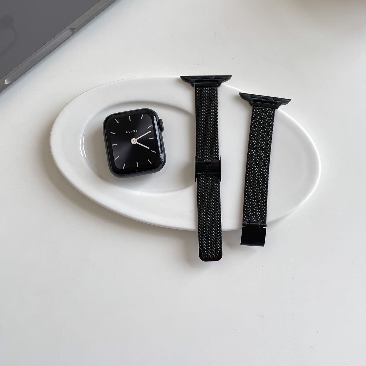 Simple Skinny Apple Watch Band R01167