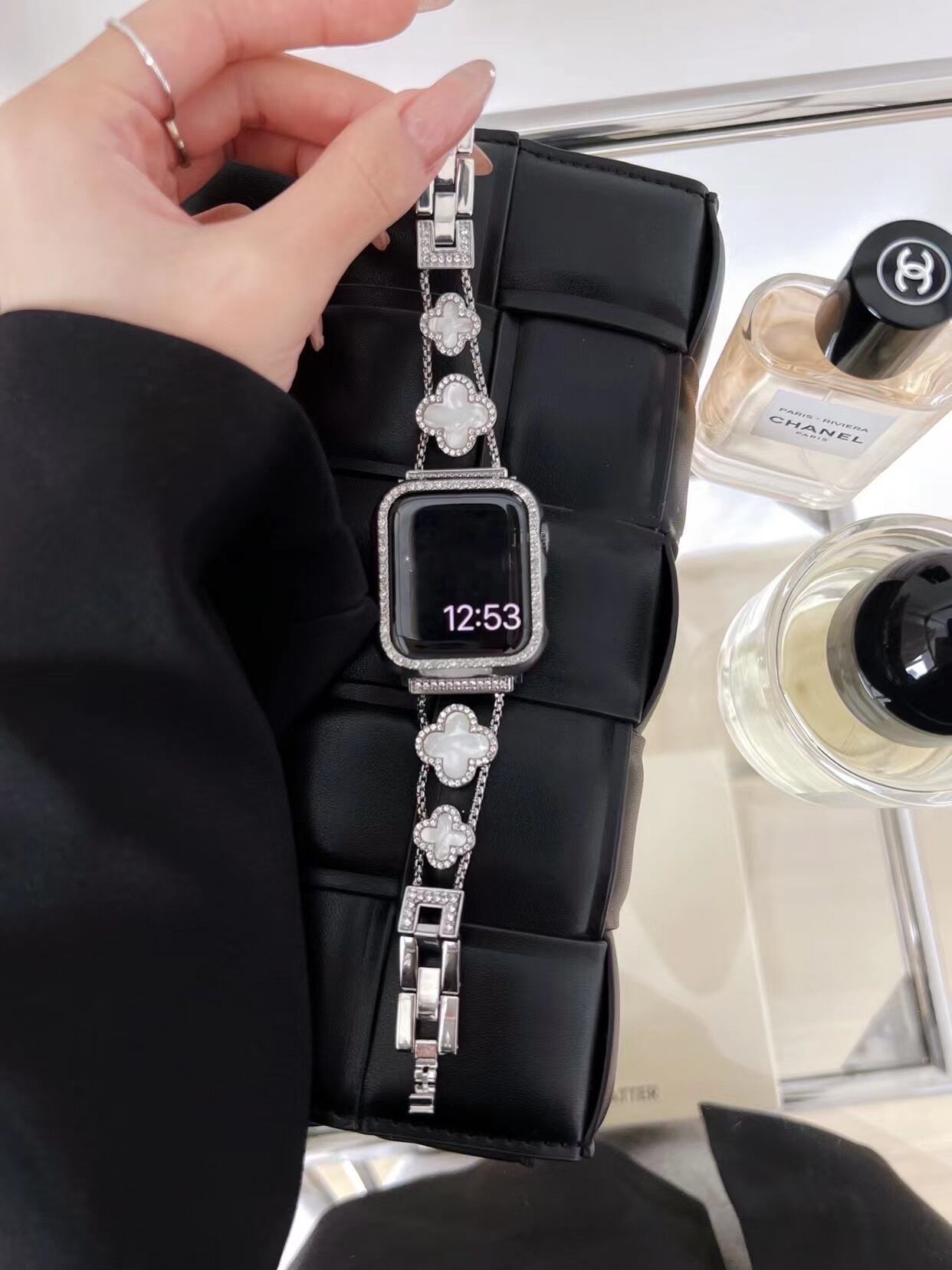 Silver×White Shining Clover Apple Watch Band キラキラクローバーApple Watchバンド R01248