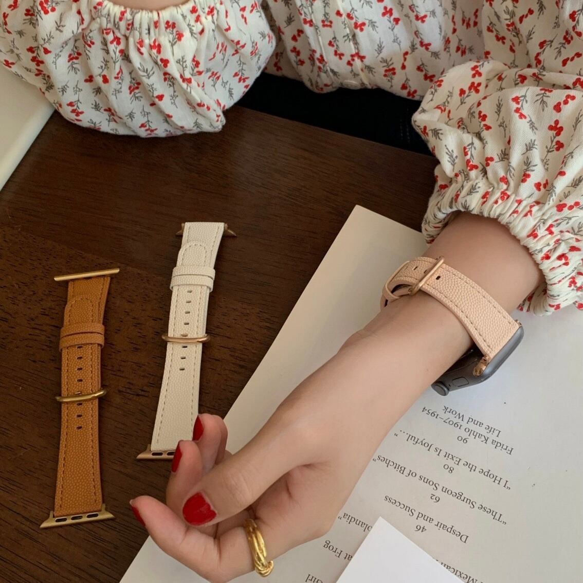 Simple Leather Apple Watch Band シンプルレザーアップルウォッチバンド R01275