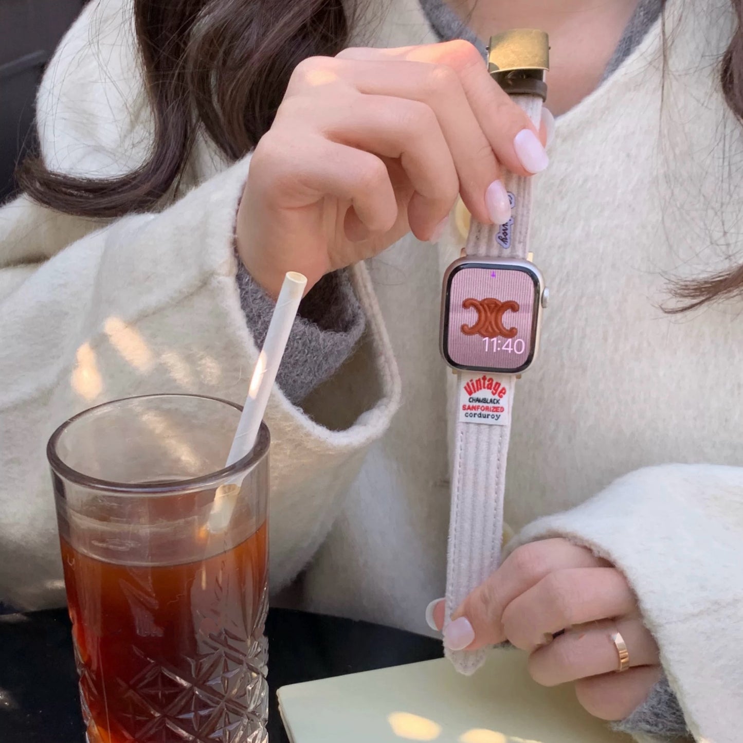 Fluffy Vintage Style Apple Watch Band モコモコビンテージ風AppleWatchバンド R02062