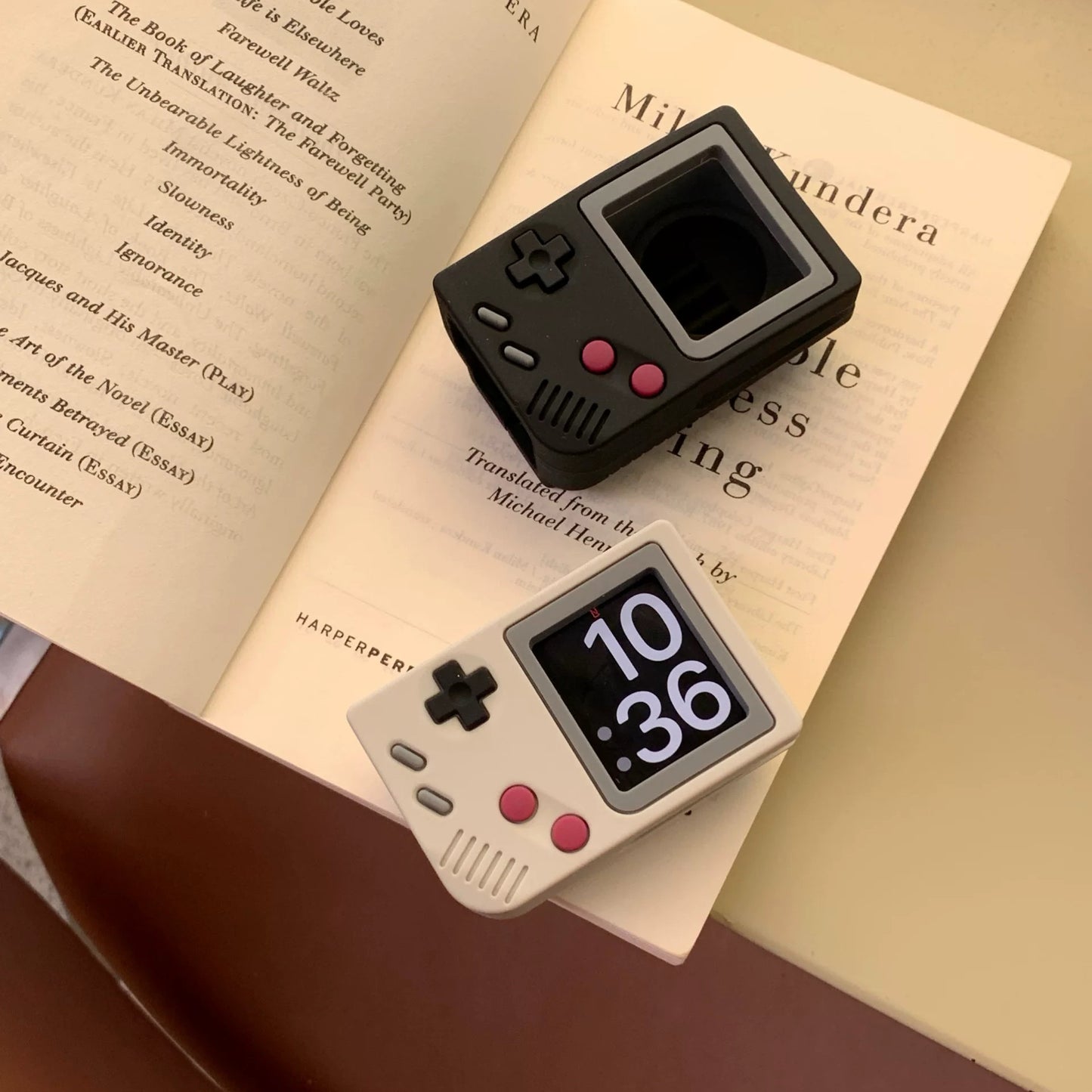 Gaming Silicon Apple Watch Charge Stand ゲームシリコンApple Watch充電スタンド R02097
