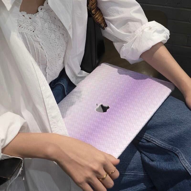 Fade White & Purple Weave MacBook Cover ホワイトパープルグラデーション編みMacBookカバー R01307