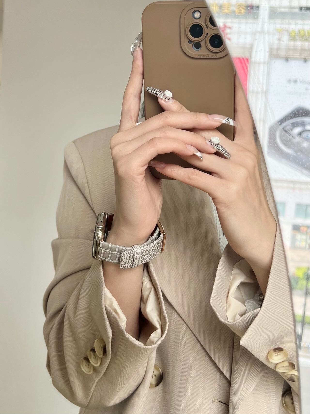 Leather Apple Watch Band R01178