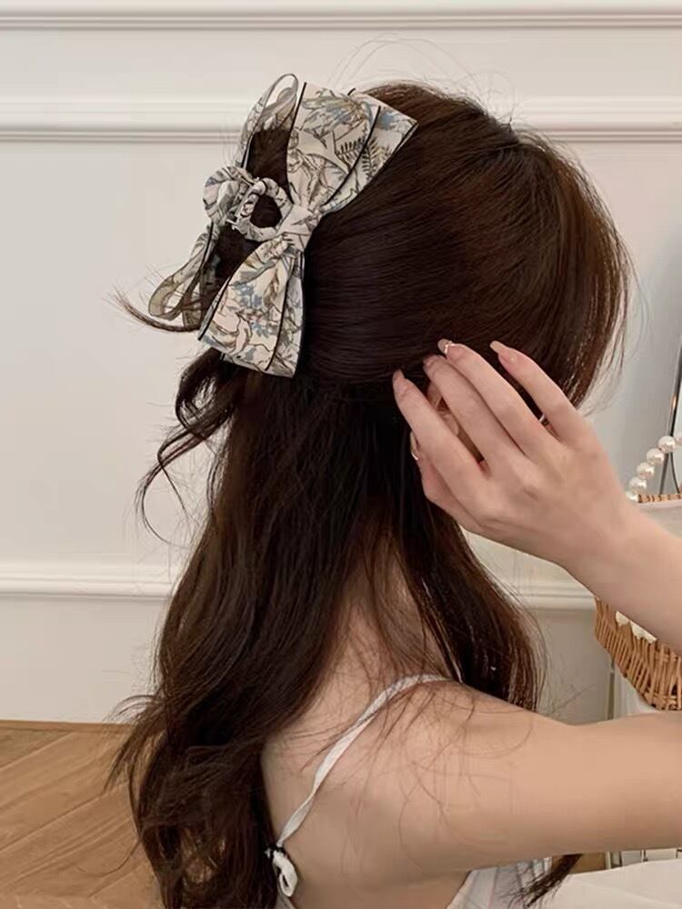 Flower Ribbon Hair Clip R01435