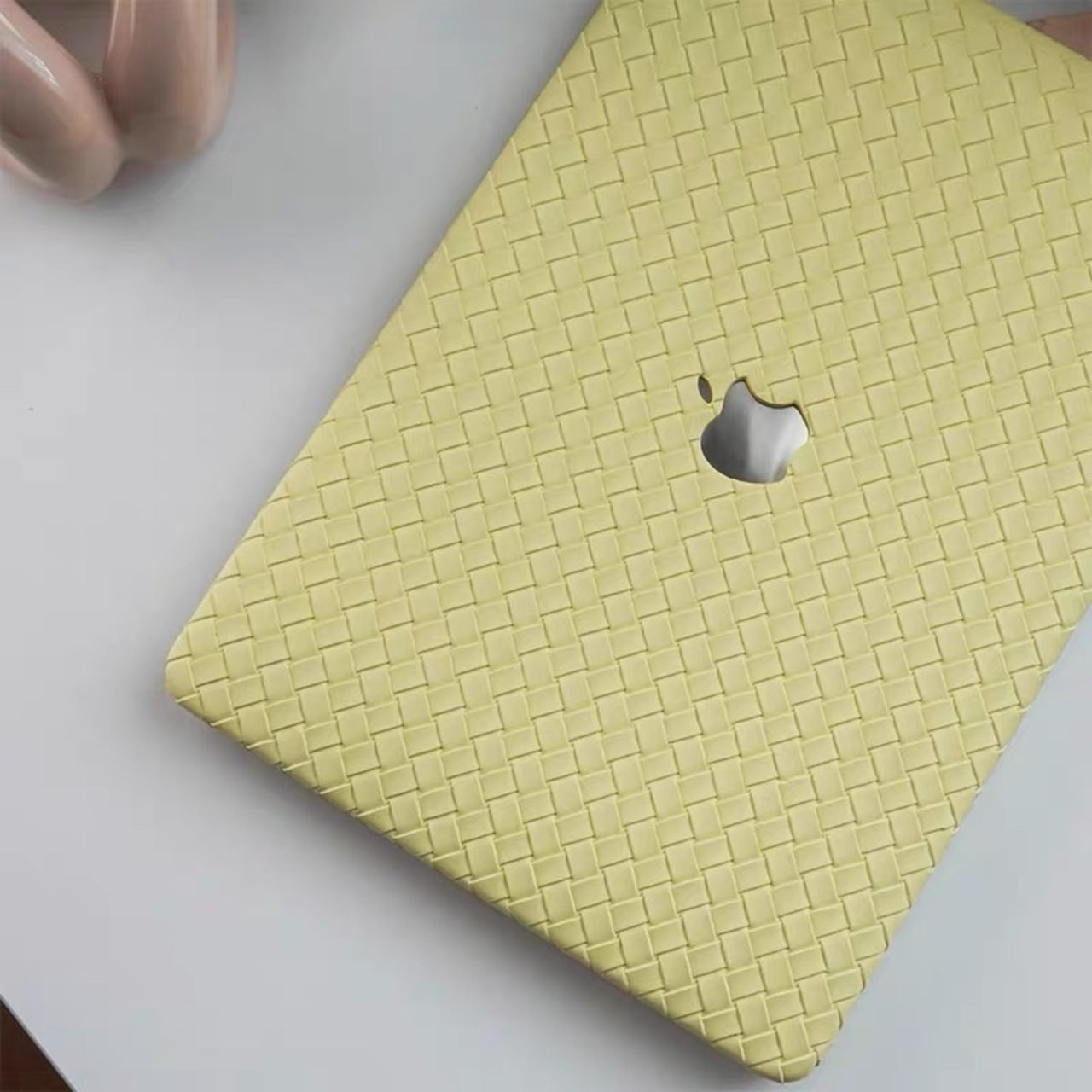 Yellow Weave MacBook Cover イエロー編みMacBookカバー R01450
