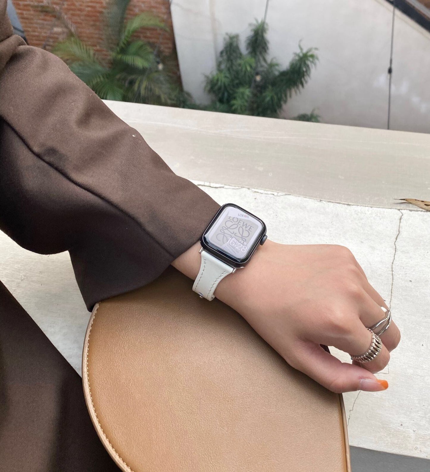 おしゃれなホワイトApple Watch Band アップルウォッチバンド AWB0077