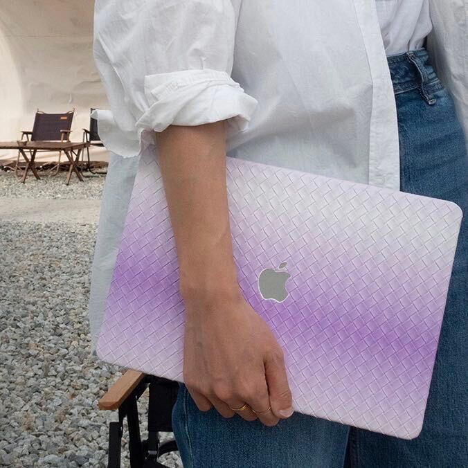 Fade White & Purple Weave MacBook Cover ホワイトパープルグラデーション編みMacBookカバー R01307