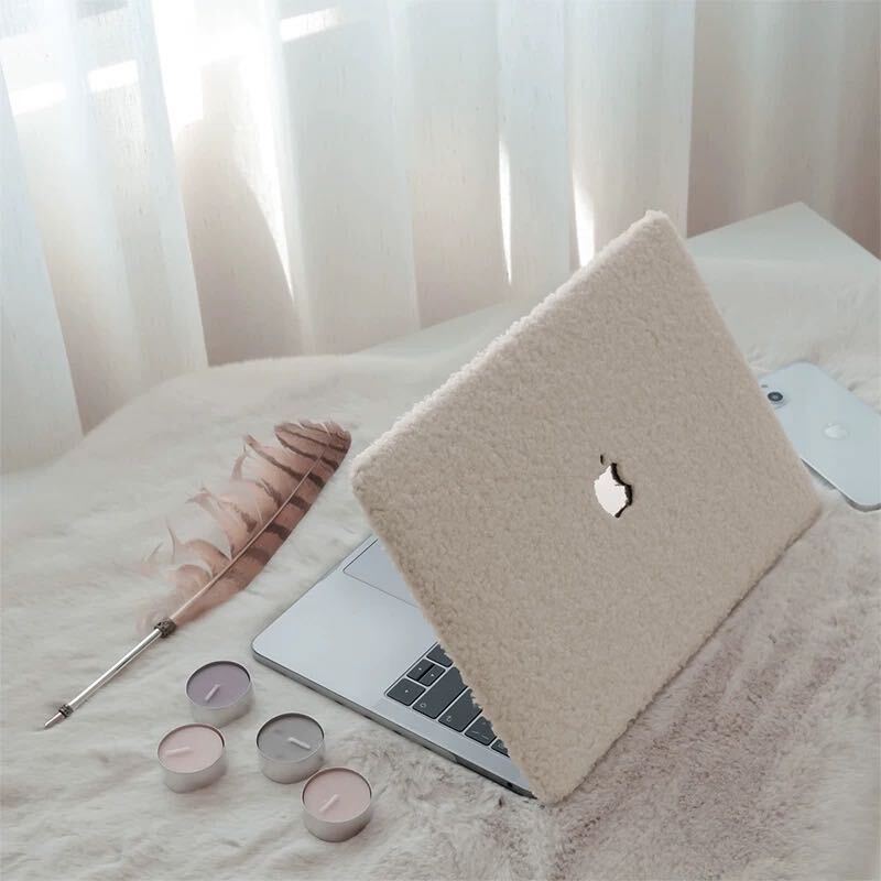 Fluffy Cream MacBook Cover モコモコクリームMacBookカバー R01311