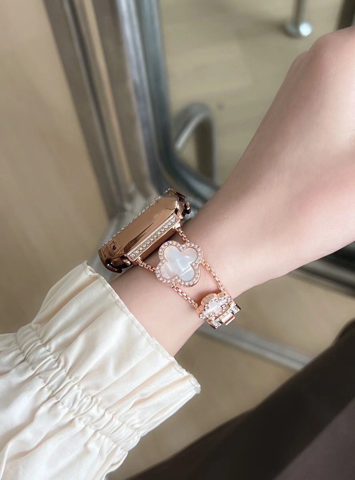 Rose Gold×White Shining Clover Apple Watch Band キラキラクローバーApple Watchバンド R01251