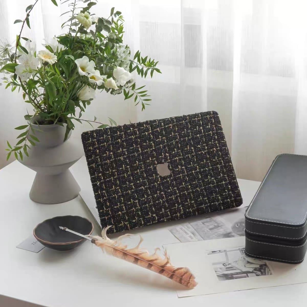 Black Gold Tweed MacBook Cover ブラックゴールドツイードMacBookカバー R01420