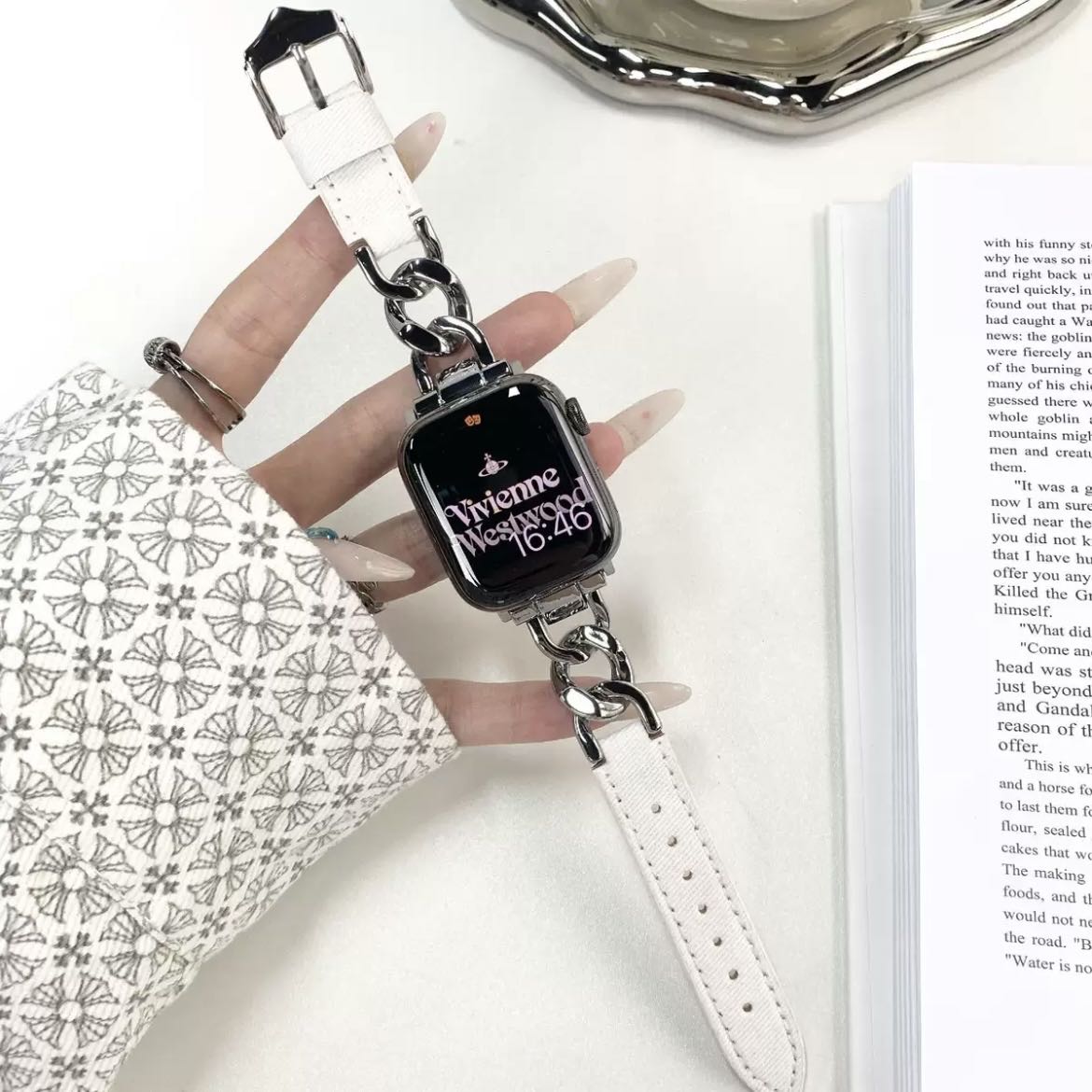 Leather & Chain Apple Watch Band レザーとチェーンのApple Watch バンド R01401
