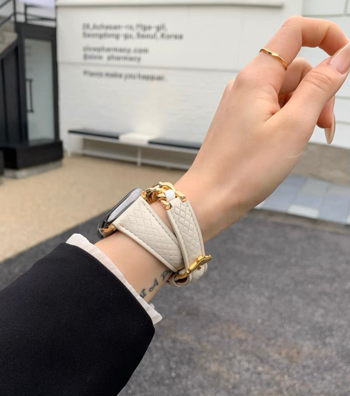 Long Chain White Leather Apple Watch Band ロングチェーンホワイトレザーApple Watchバンド R01326