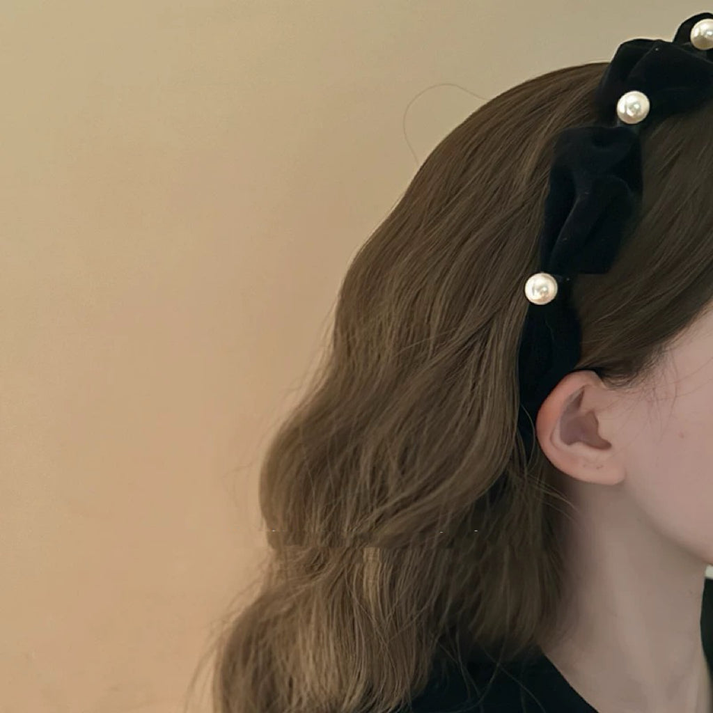 Black Velvet and Pearl Headband ブラックベルベットアンドパールカチューシャ R02073