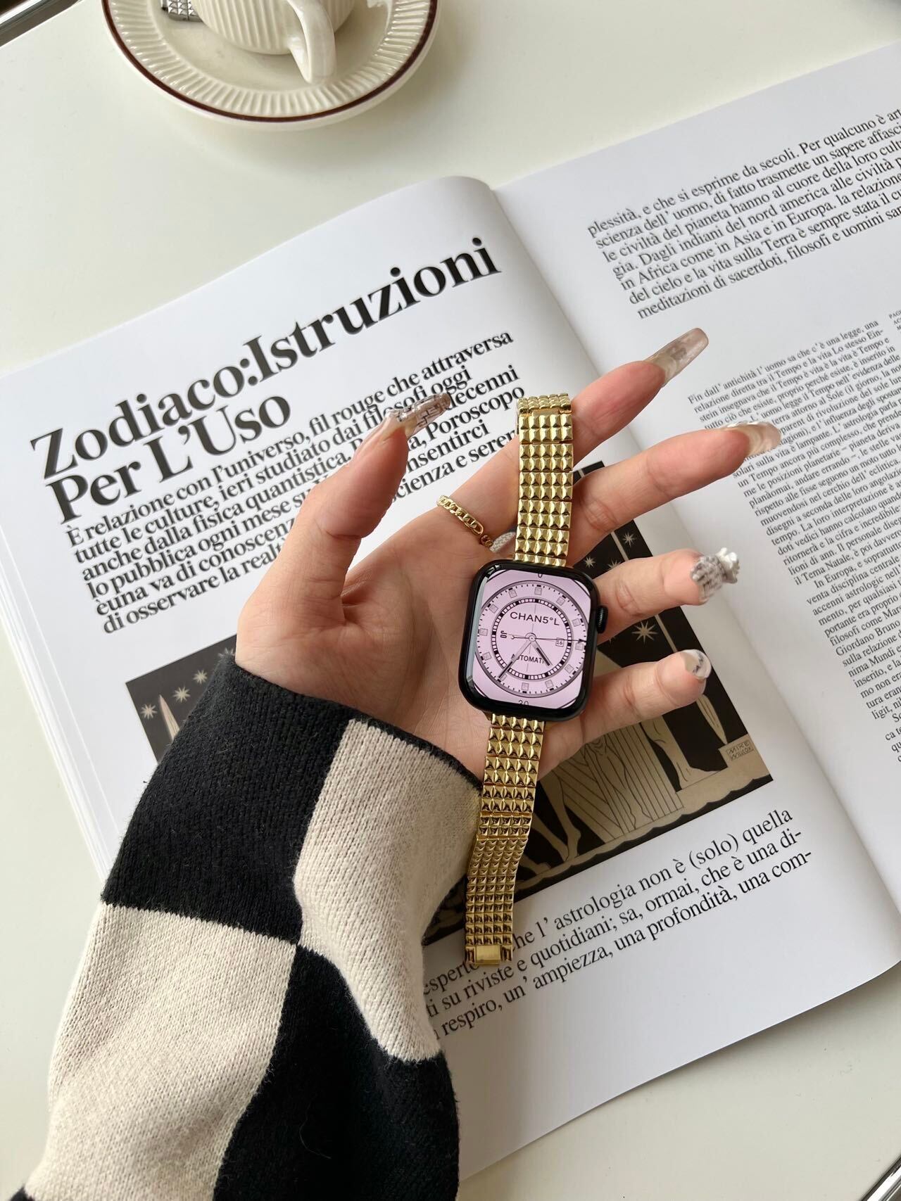 Simple Apple Watch Band R01179