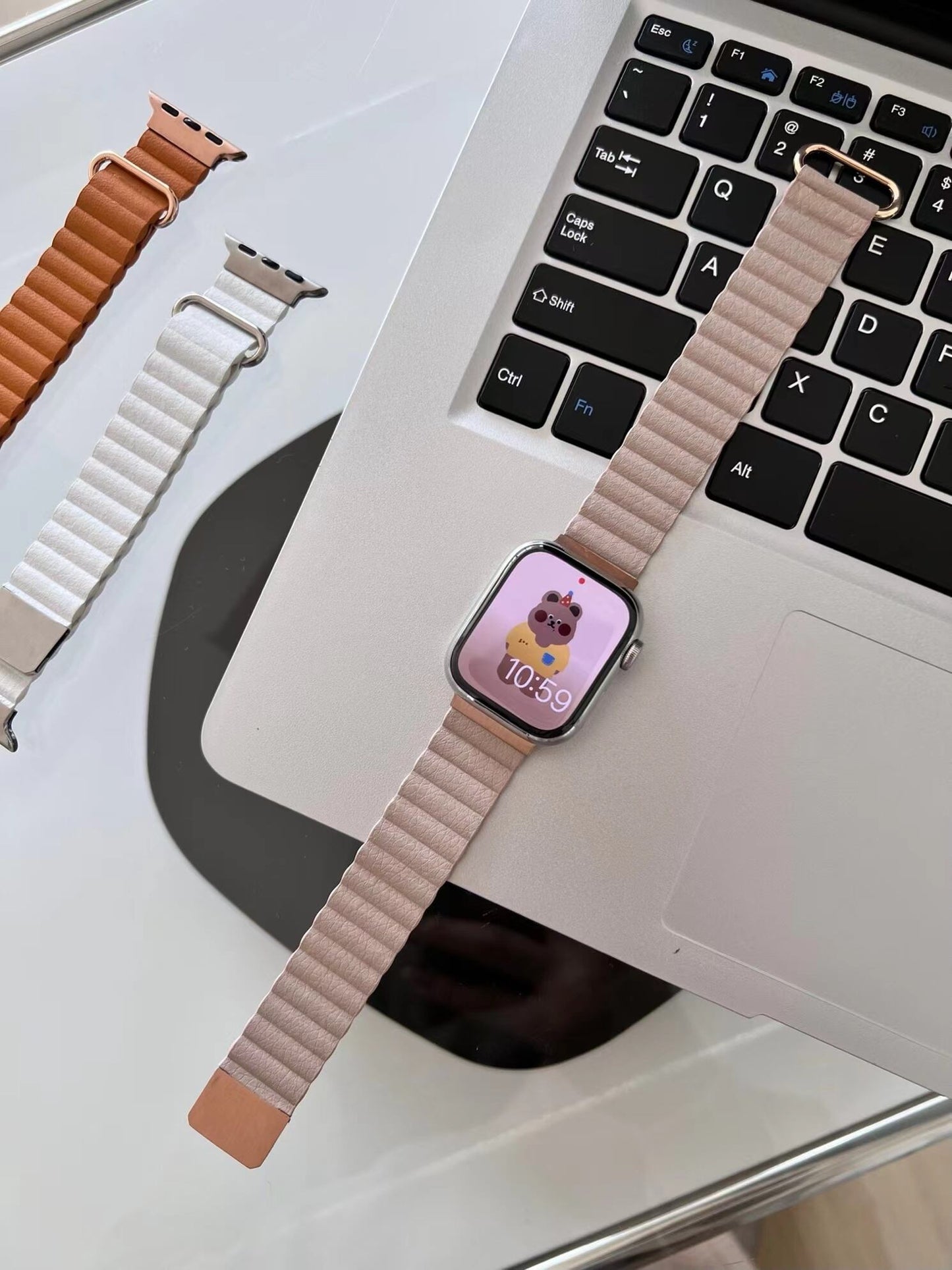 Simple Magnet Apple Watch Band R01171
