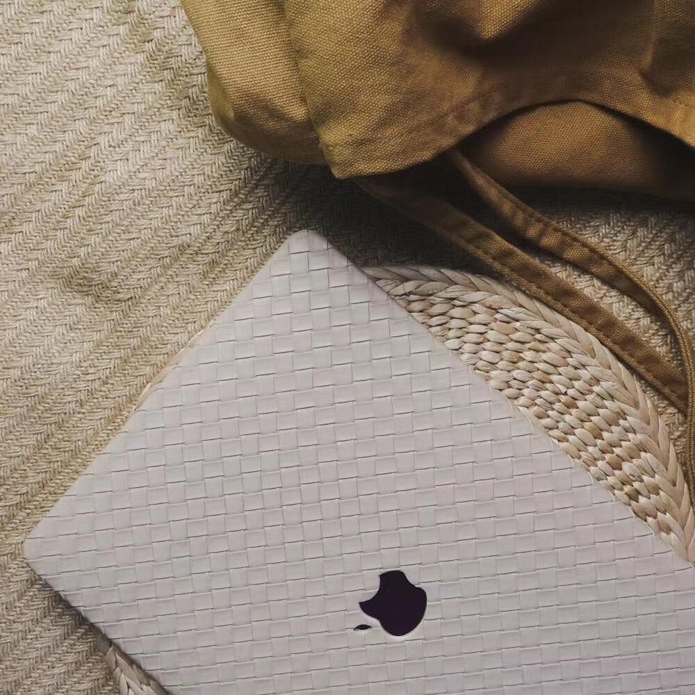 Milk tea Weave MacBook Cover ミルクティー編みMacBookカバー R01196
