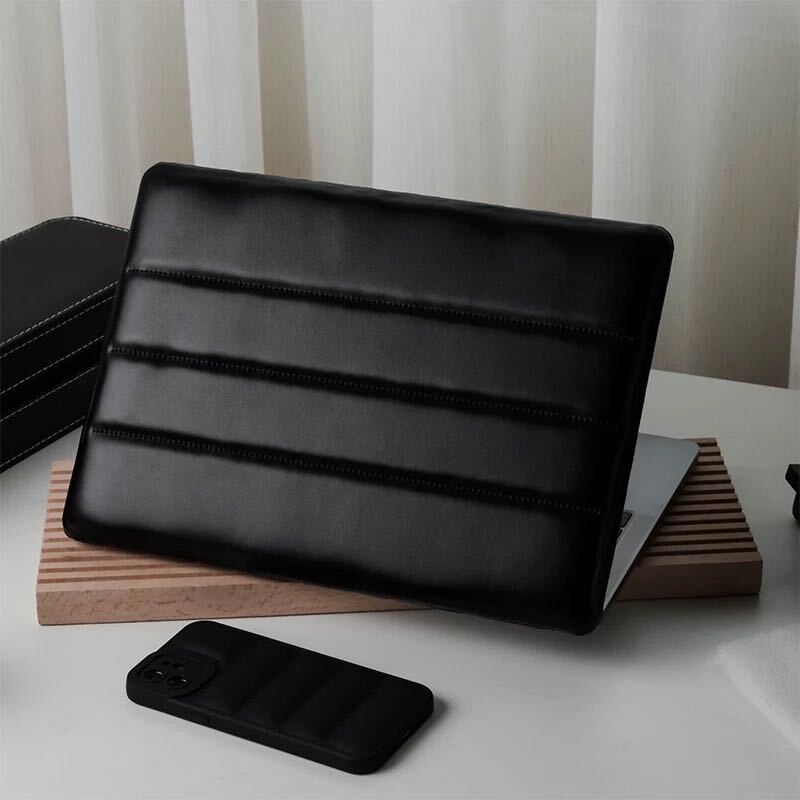 Puffy Black Color MacBook Cover クッションブラックカラーMacBookカバー R01319