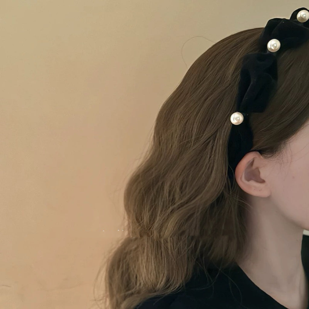 Black Velvet and Pearl Headband ブラックベルベットアンドパールカチューシャ R02073