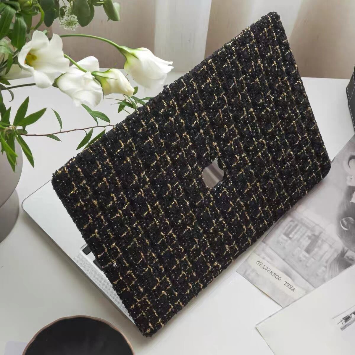 Black Gold Tweed MacBook Cover ブラックゴールドツイードMacBookカバー R01420