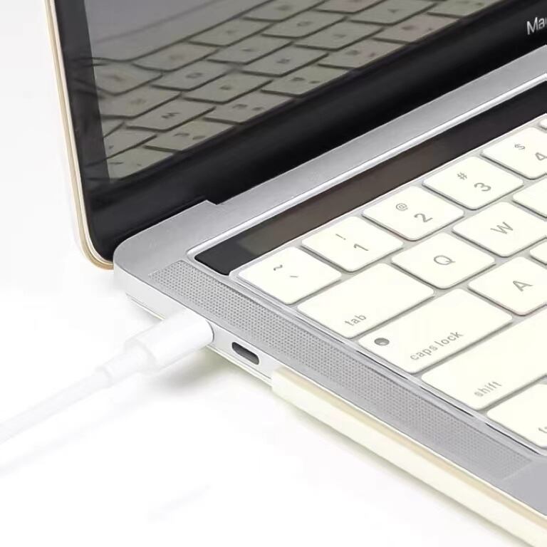 Macbookパソコンカバー Cream クリーム R01170