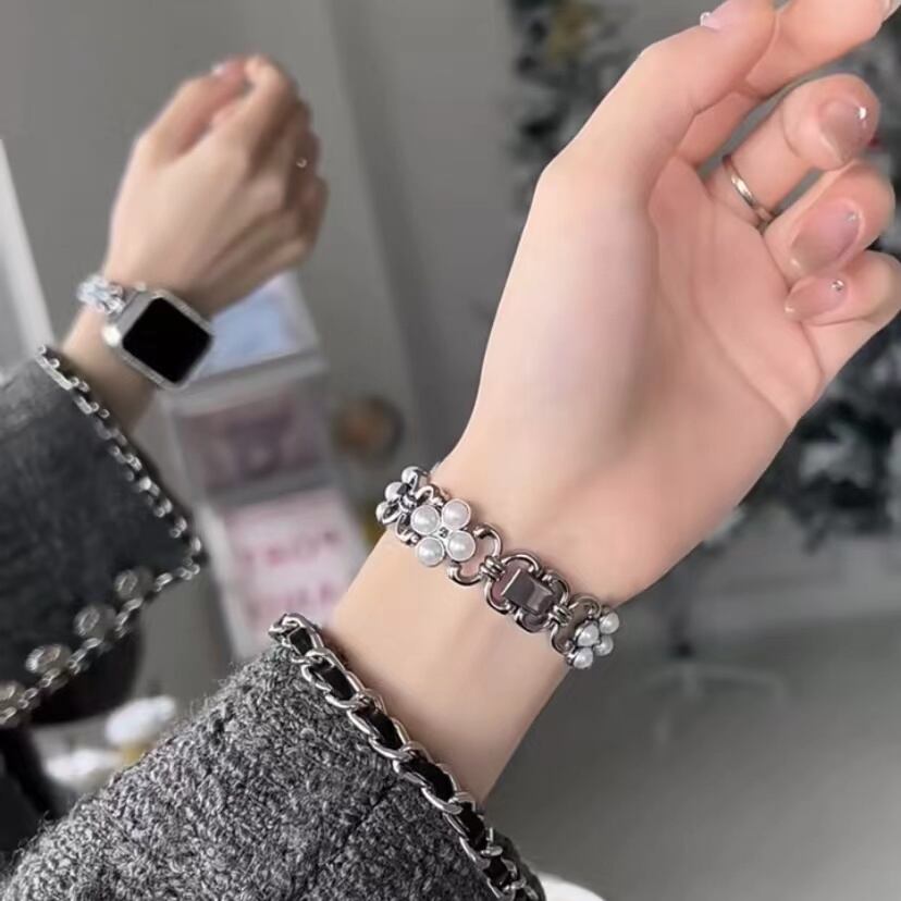 Elegant Flower Apple Watch Band R01165