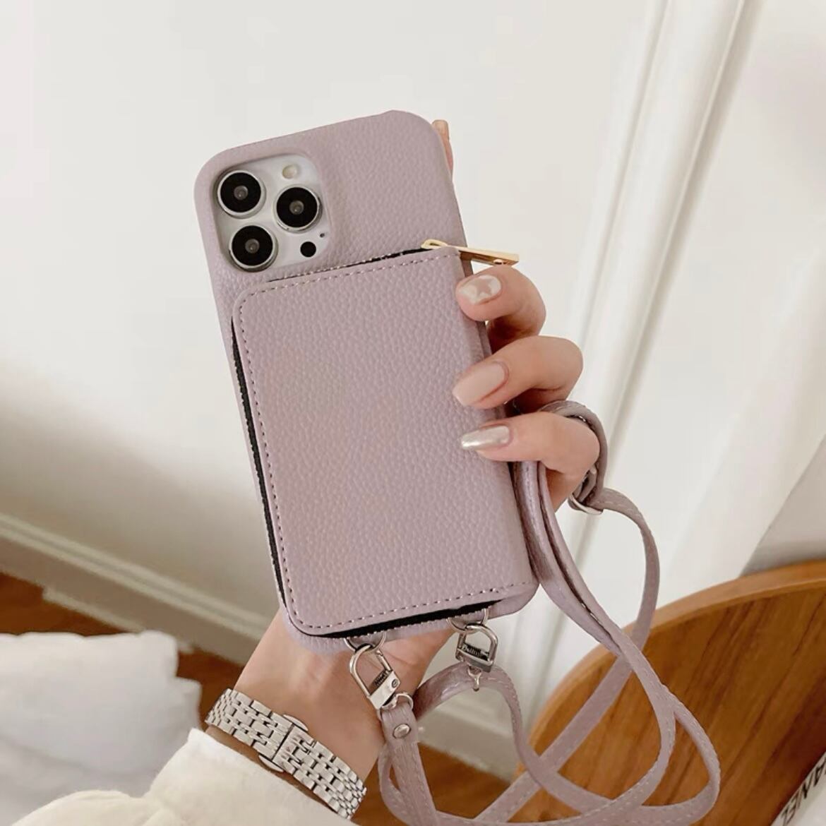 Leather Shoulder iPhone case with Big Card Holder レザーショルダースマホケースとチャック式大きなカードホルダー R01424