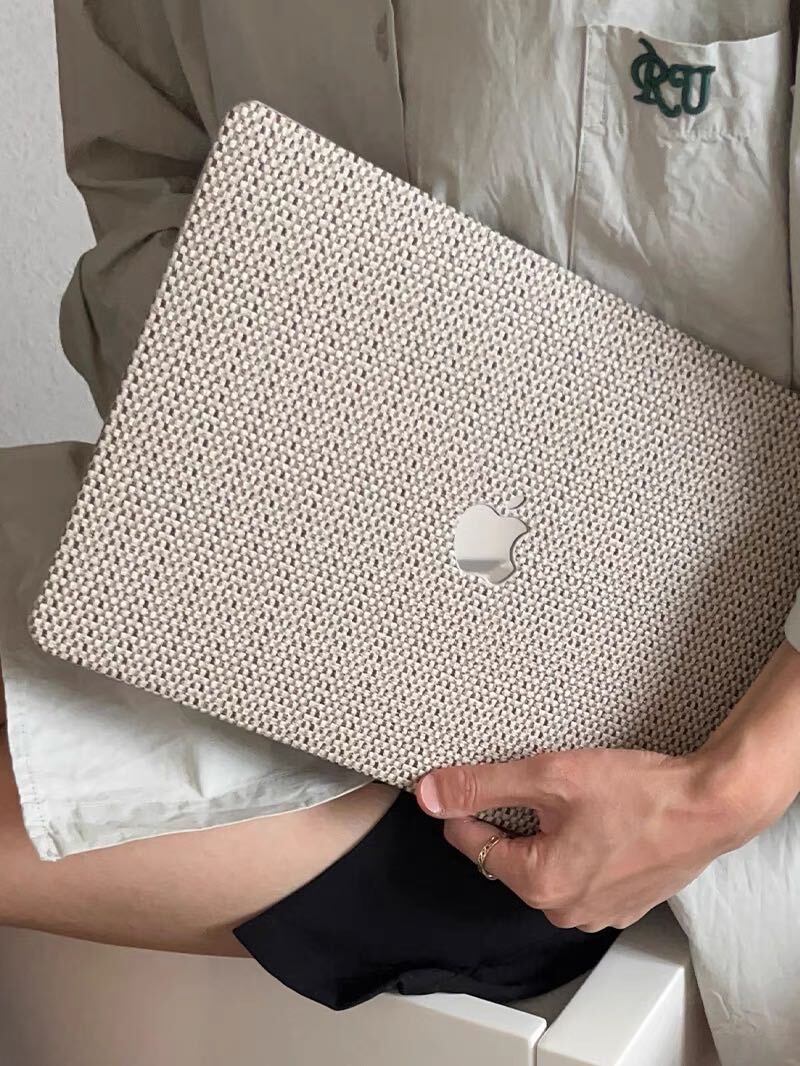Brown Weave MacBook Cover ブラウン編みMacBookカバー R01415