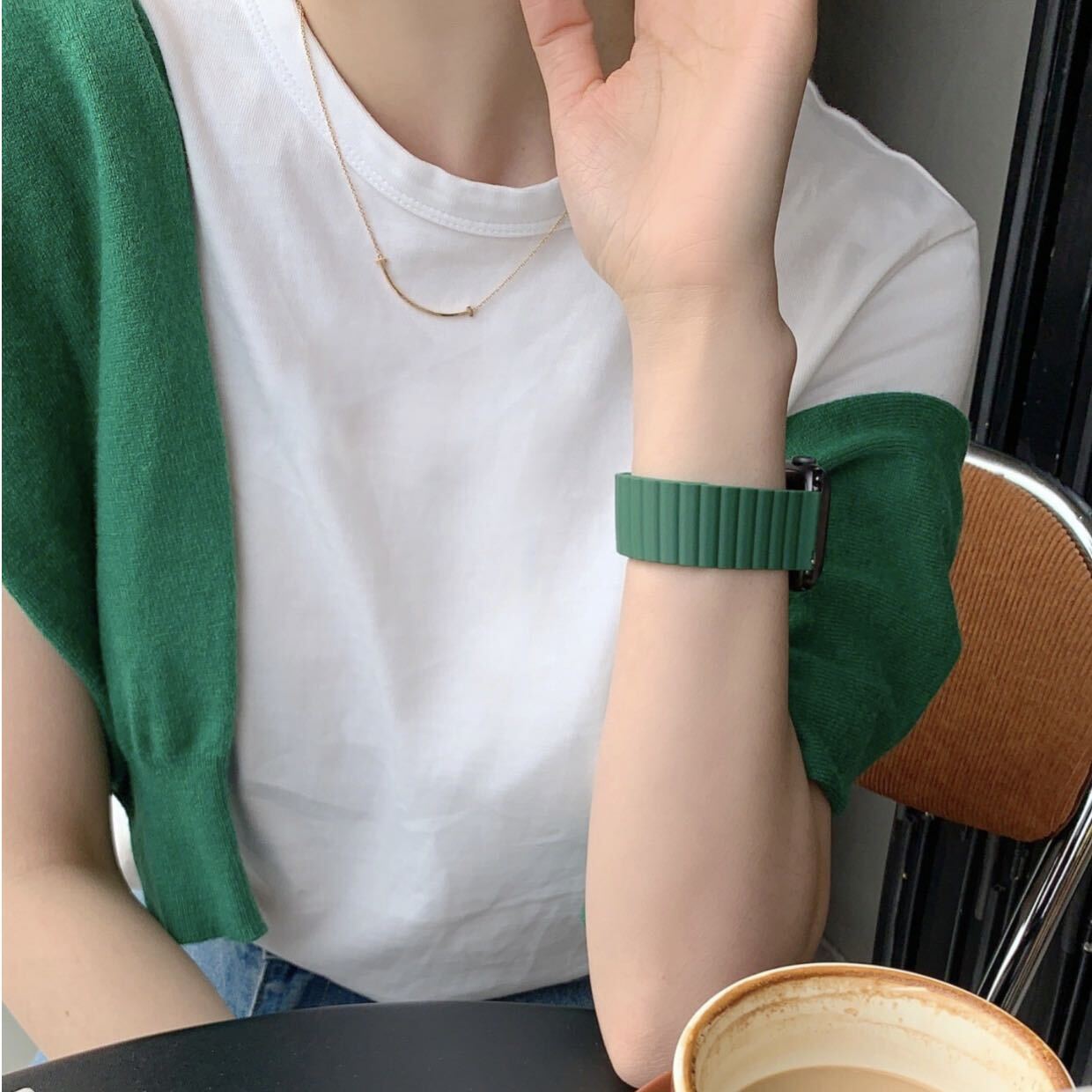 Green Magnet Apple Watch Band グリーンマグネットApple Watchバンド R01236