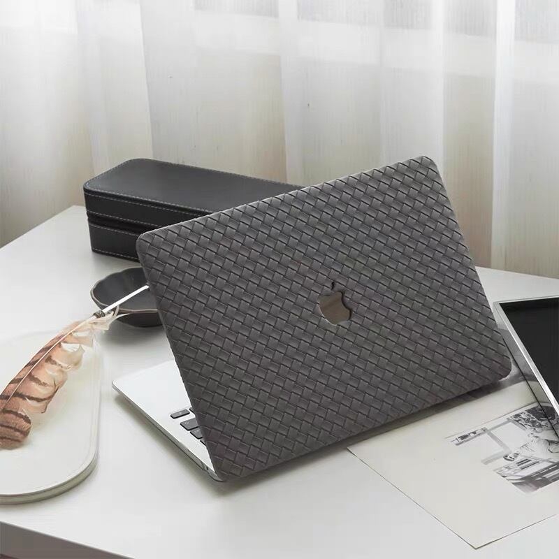 Deep Grey Weave MacBook Cover ダークグレー編みMacBookカバー R01444