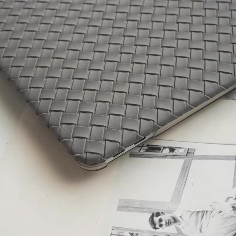 Deep Grey Weave MacBook Cover ダークグレー編みMacBookカバー R01444