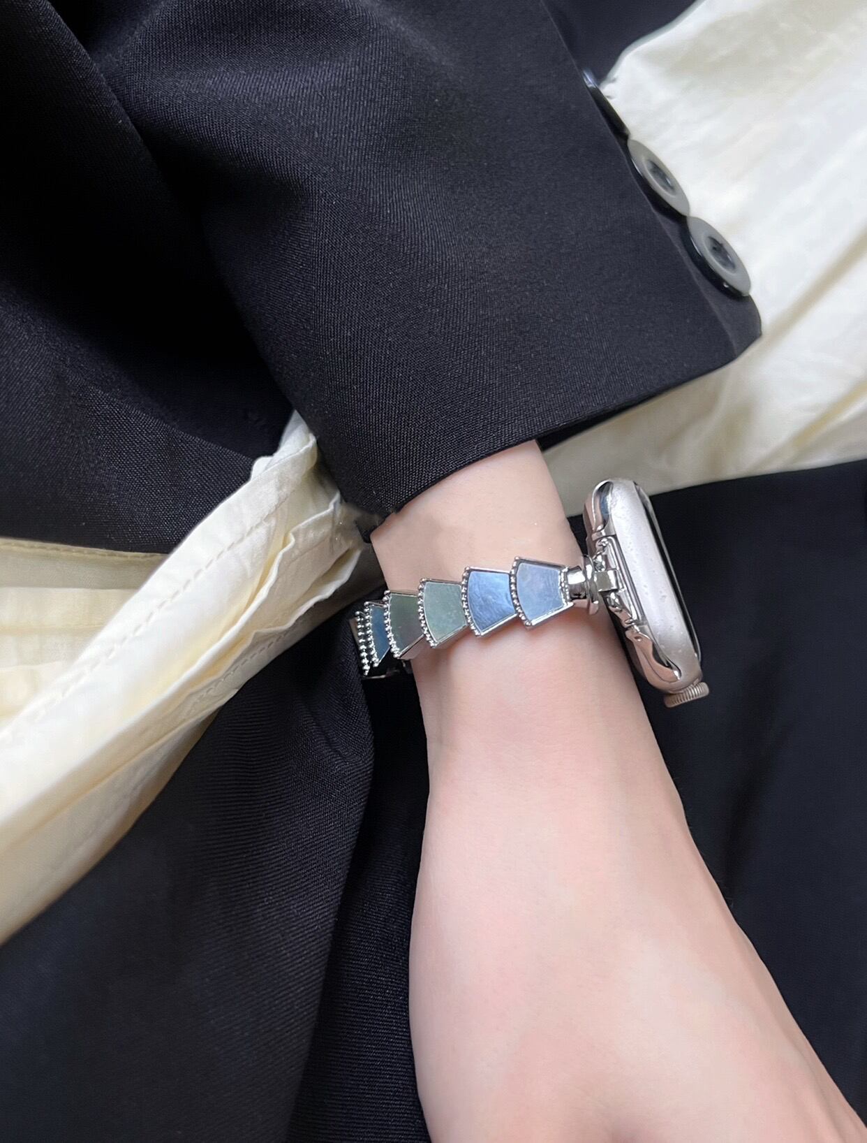 Mother of pearl Bracelet Apple Watch Band シェルのブレスレット風アップルウォッチバンド R01273
