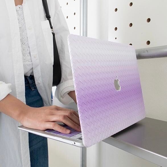 Fade White & Purple Weave MacBook Cover ホワイトパープルグラデーション編みMacBookカバー R01307