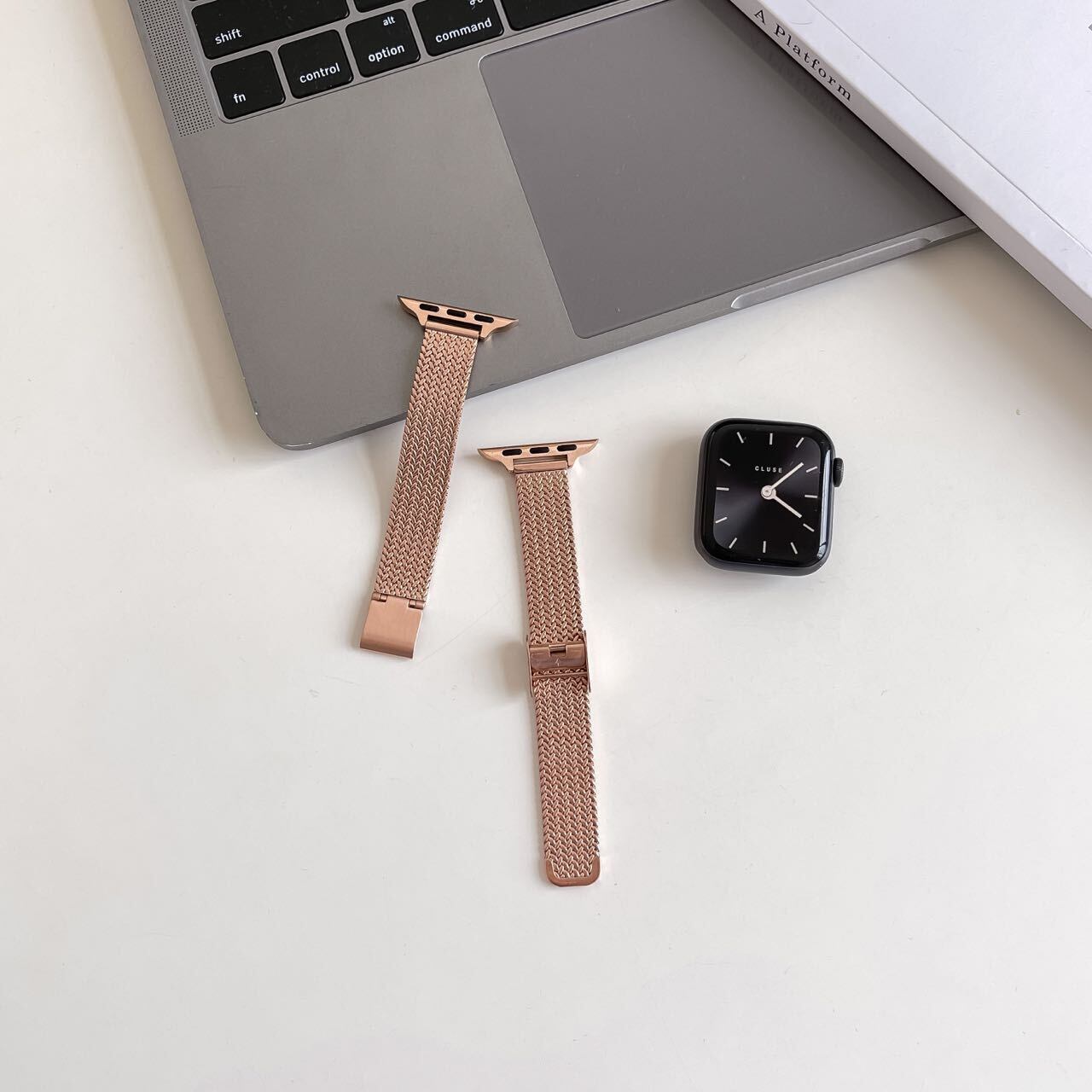 Simple Skinny Apple Watch Band R01167