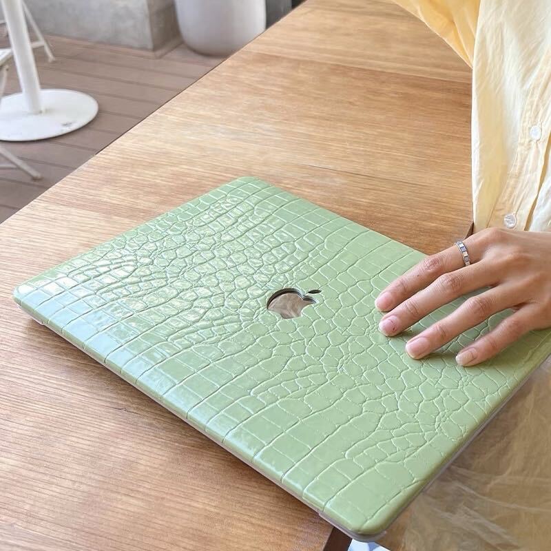 Green Leather MacBook Cover グリーンレザーMacBookカバー R01305