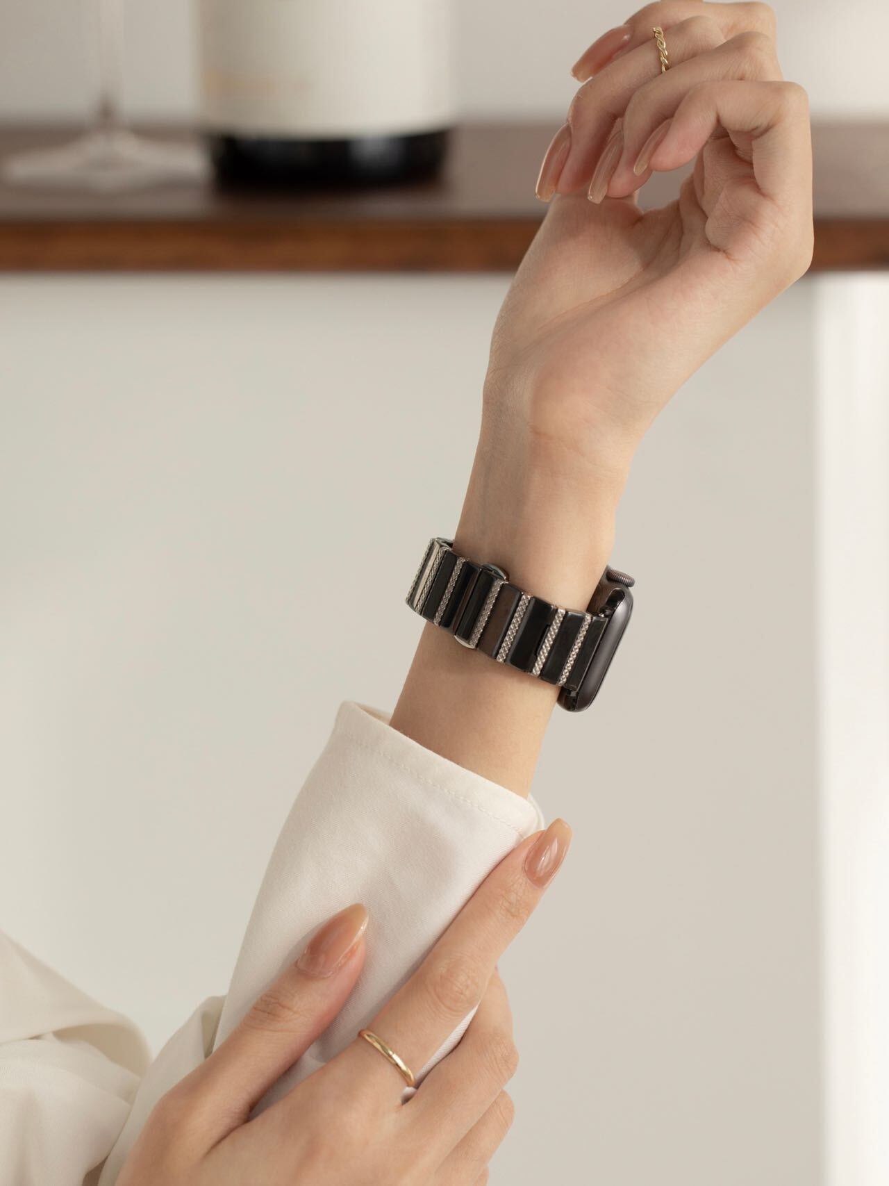 Elegant Ceramic Apple Watch Band R01163